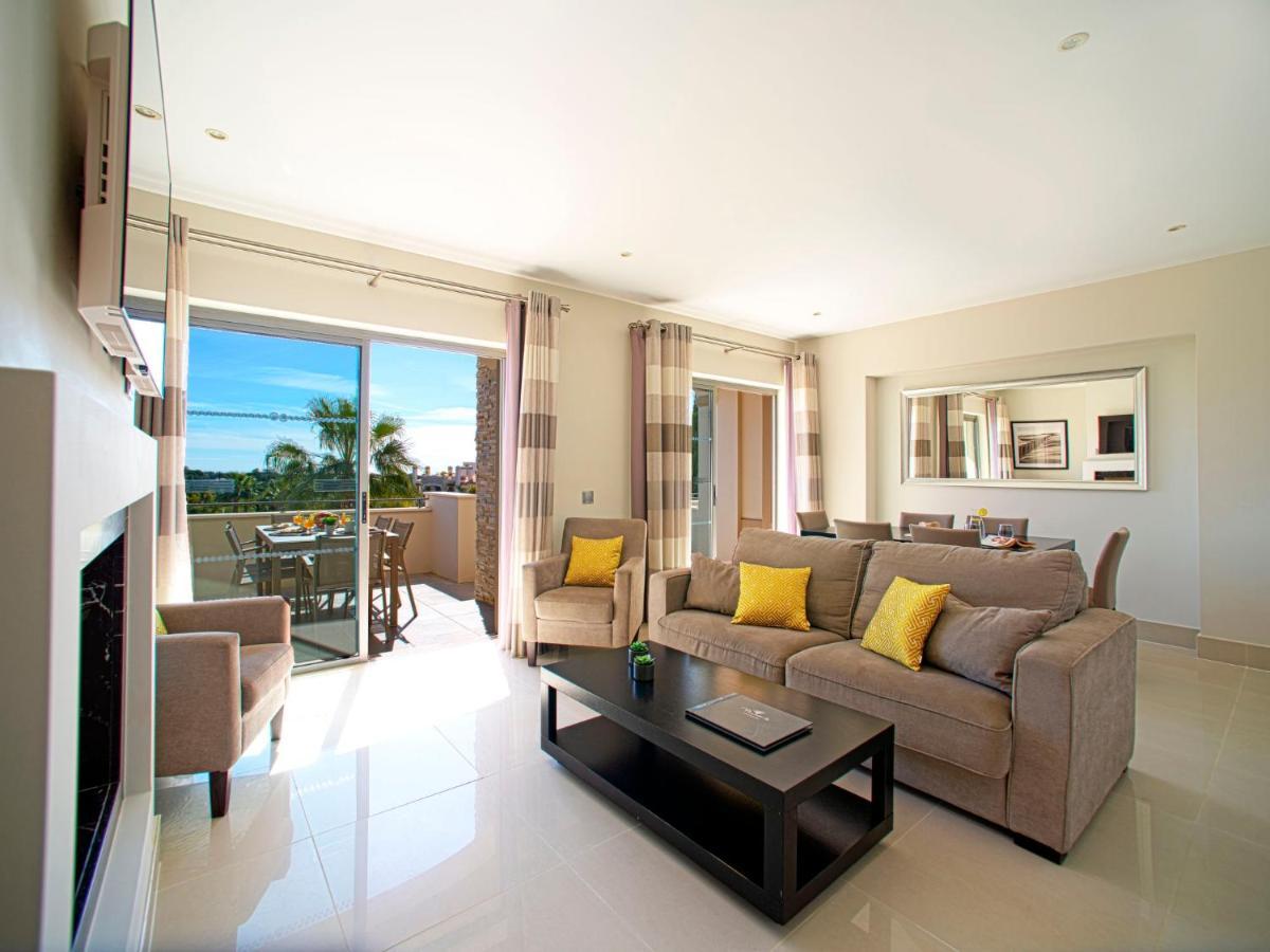Apartment Pine Hills Cristal By Interhome ヴィラモウラ エクステリア 写真