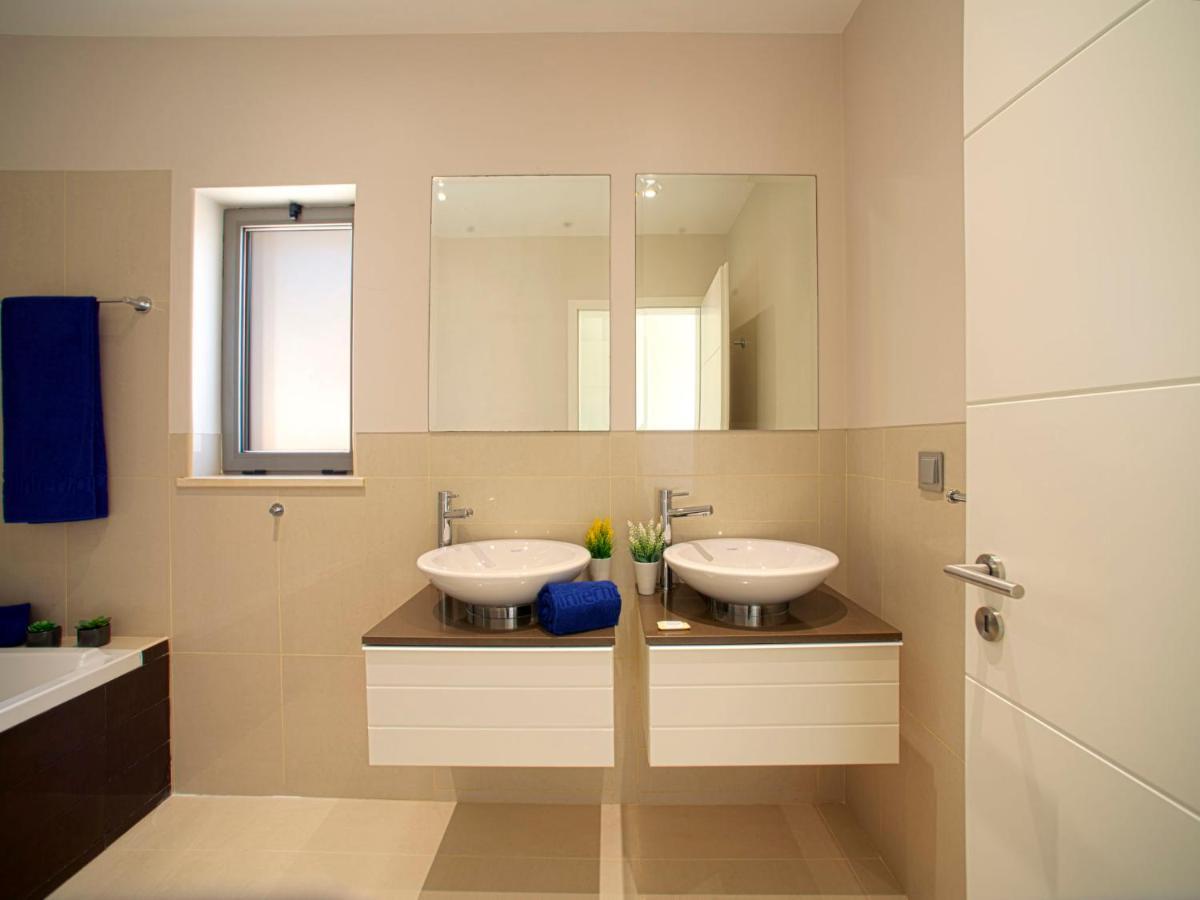 Apartment Pine Hills Cristal By Interhome ヴィラモウラ エクステリア 写真