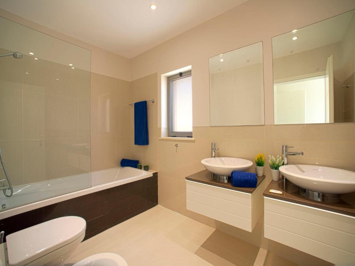 Apartment Pine Hills Cristal By Interhome ヴィラモウラ エクステリア 写真