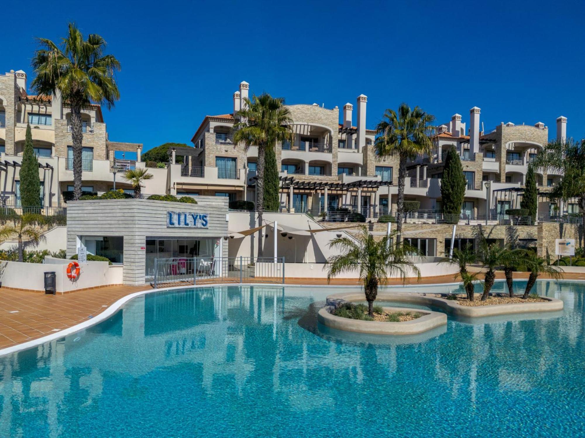 Apartment Pine Hills Cristal By Interhome ヴィラモウラ エクステリア 写真