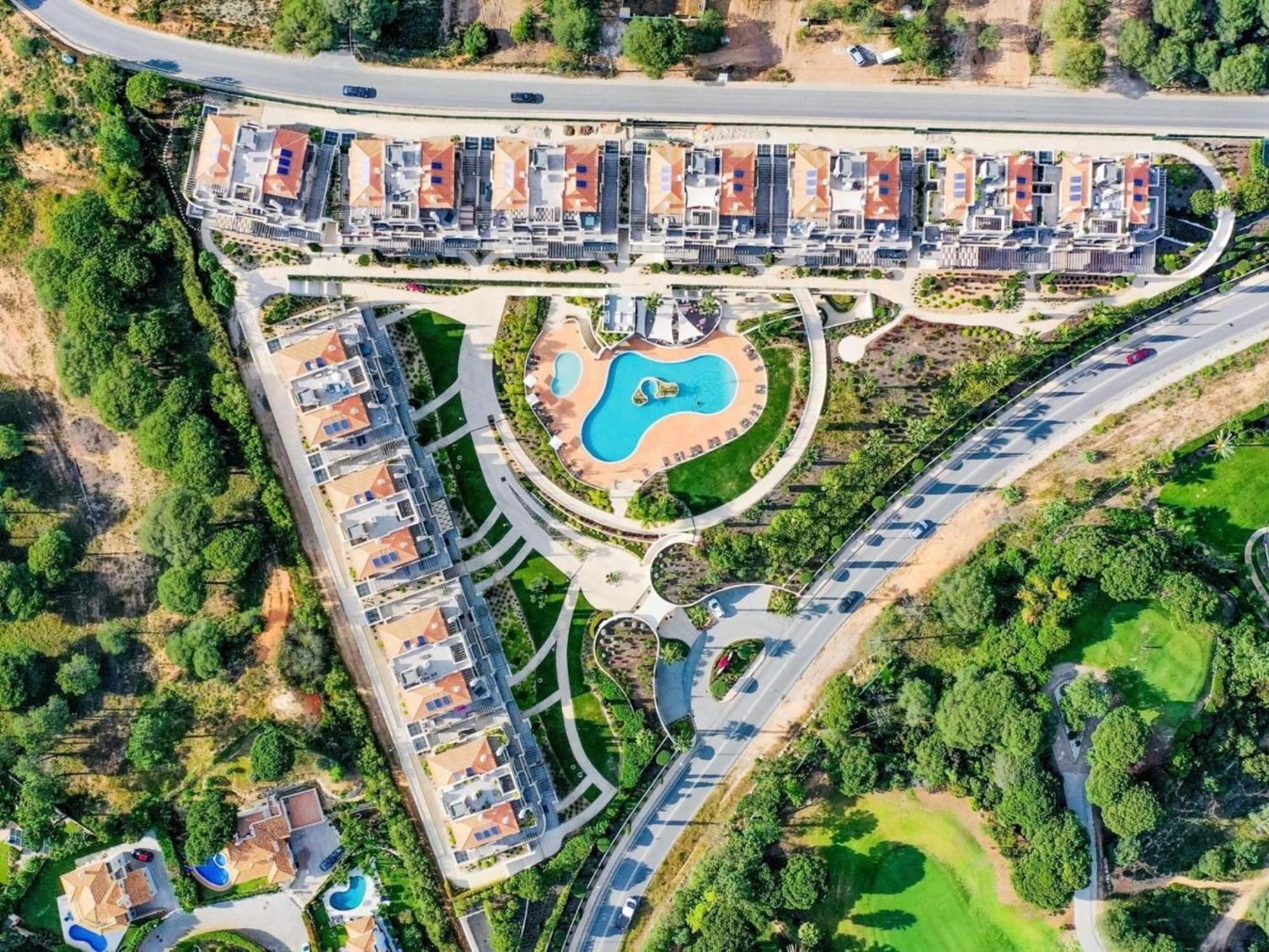 Apartment Pine Hills Cristal By Interhome ヴィラモウラ エクステリア 写真